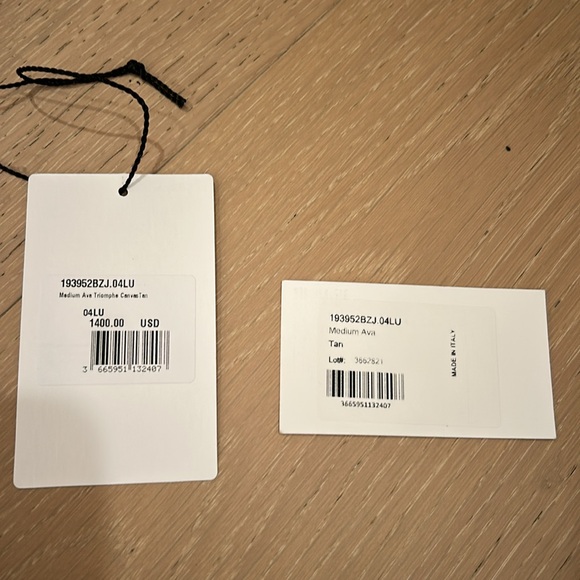 Celine Ava monogram print - Picture 15 of 16